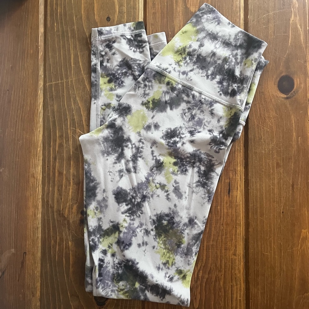Lululemon High Rise 25 inch Align
